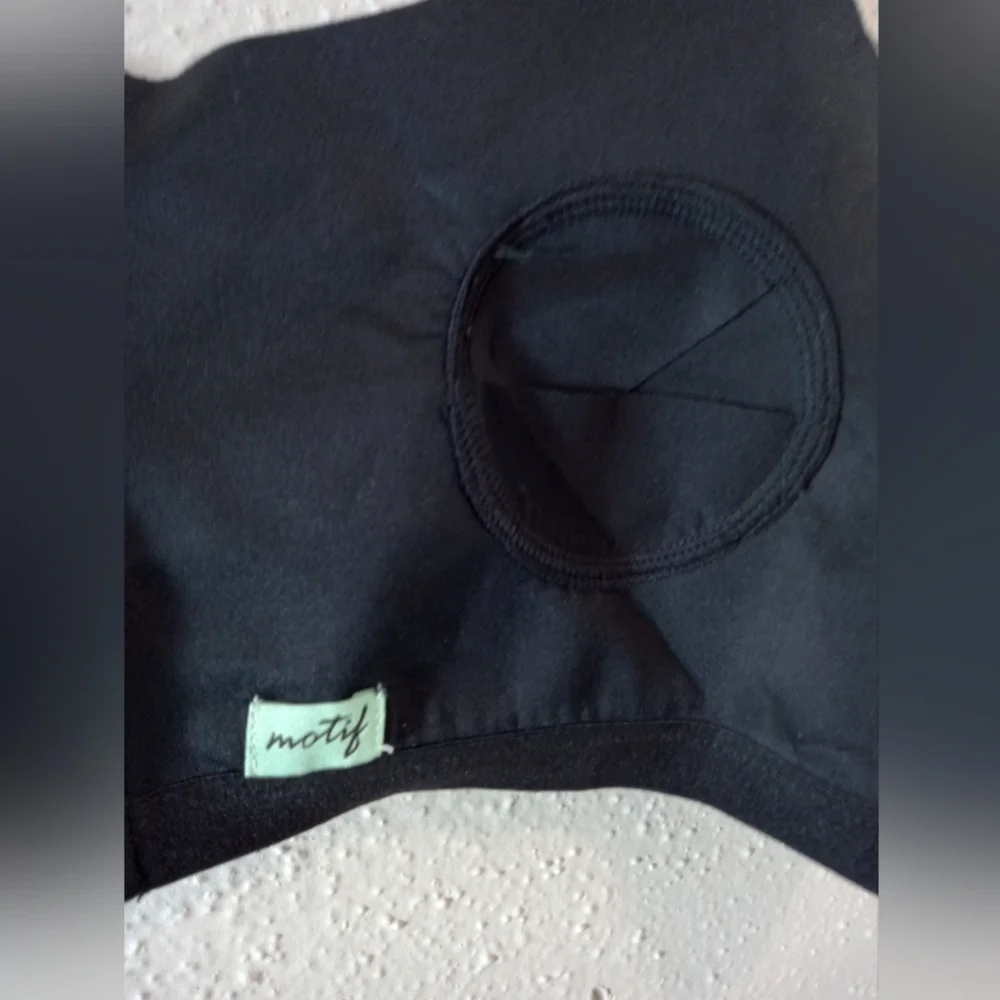 Motif Black Breastfeeding Bra L-Plus with Velcro